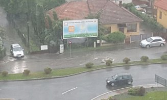 Clujul inundat. Bălţi imense în Zorilor, Mănăştur şi pe variante ce leagă cele două cartiere