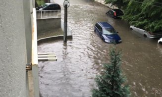Clujul inundat. Bălţi imense în Zorilor, Mănăştur şi pe variante ce leagă cele două cartiere