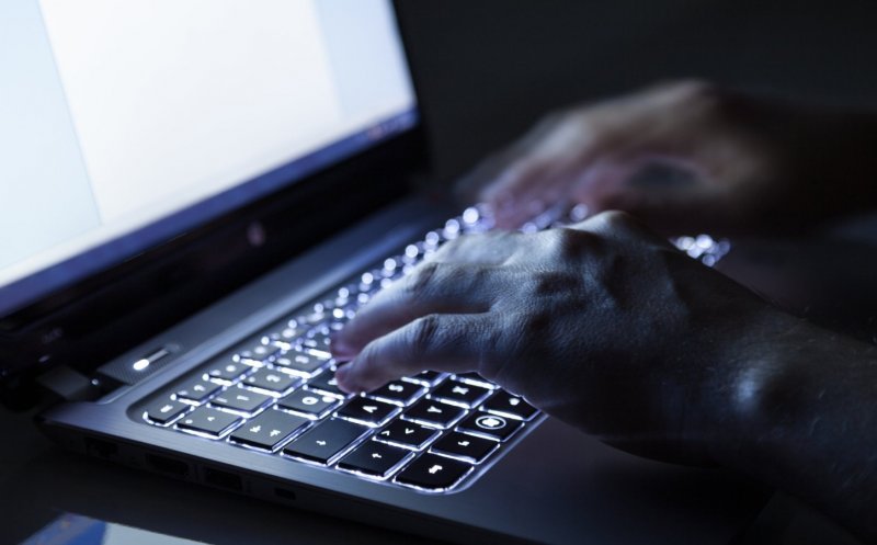 Avertismentul Poliţiei Române: Dacă primiţi un astfel de mesaj nu daţi curs cererii!