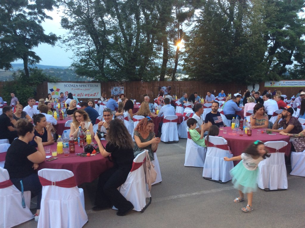 Turcii au sărbătorit Ramadanul la Cluj. Cină de Iftar la Spectrum