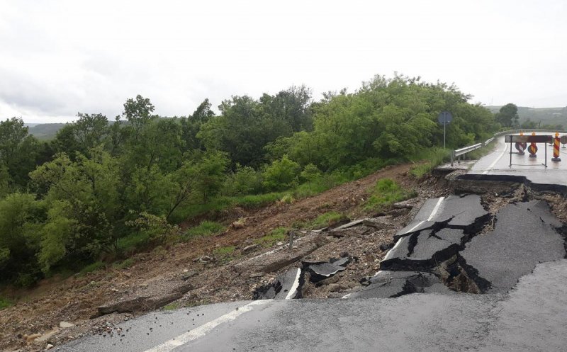 Șeful Companiei de Autostrăzi a inspectat șantierele Clujului. Când va fi gata drumul surpat Dej – Baia Mare