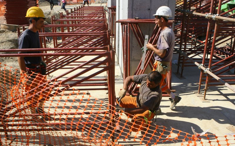 Majoritatea dezvoltatorilor imobiliari locali riscă să intre în insolvență