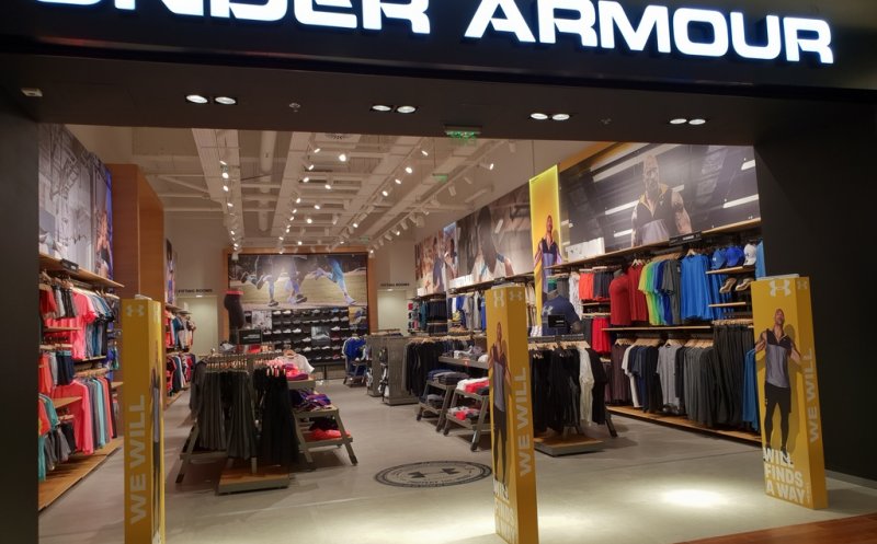 Brandul american de articole sportive Under Armour deschide primul magazin din afara capitalei în Iulius Mall Cluj