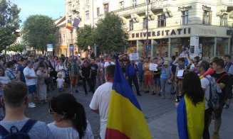 O nouă zi de proteste în centrul Clujului: ”Viitor european, nu ca în Teleorman”