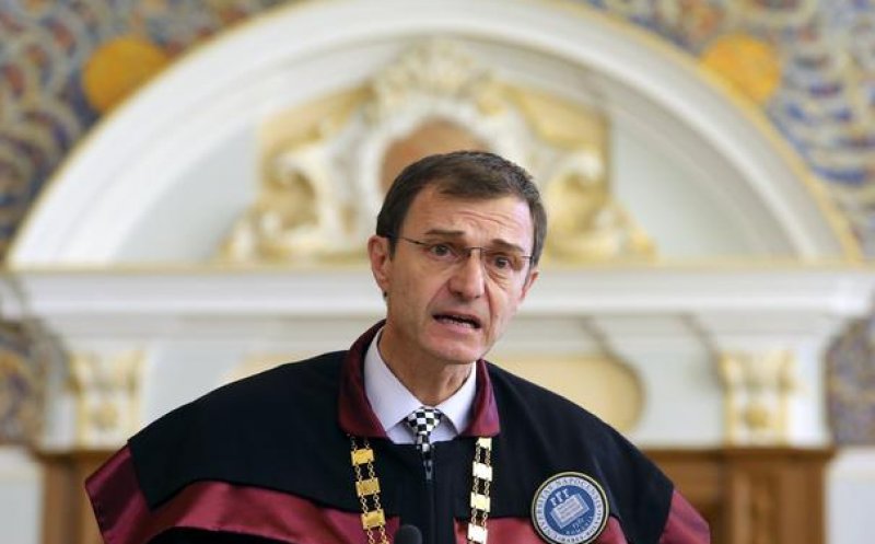 Se pregăteşte o nouă Lege a Educaţiei Naţionale. Trei clujeni în Consiliului Consultativ al MEN