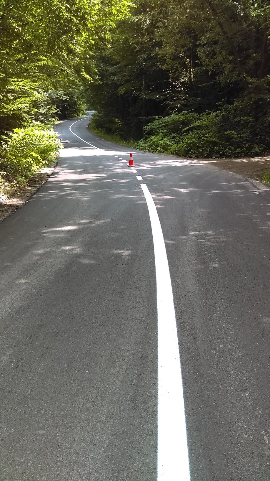Au fost finalizate lucrările de marcaje rutiere pe drumul Tureni (DN 1) – Gheorgheni (Centura ocolitoare)