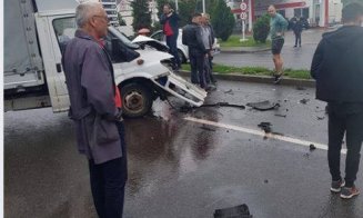Două accidente la o distanţă de câteva sute de metri şi mai puţin de 10 minute