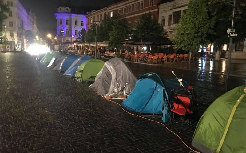 Golaniada 2.0, după o săptămână. Cine sunt cei mai "rezistenţi" protestatari