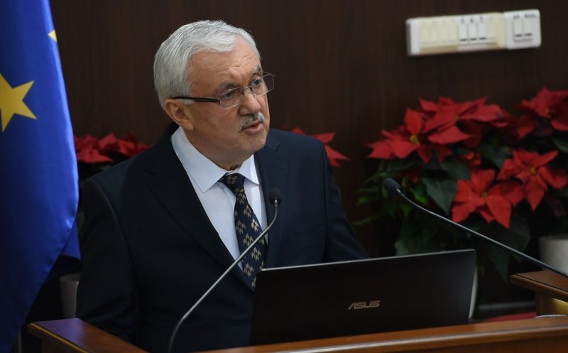 ”Bolnavii sunt extorcați” vs ”Are un CV de 40 de pagini”. Controverse în jurul unui medic clujean celebru