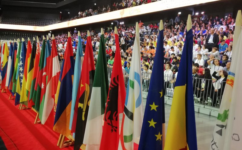 Șase băieți reprezintă România, la Olimpiada de Matematică.  ”Sper ca anul acesta să facem țara noastră mândră”