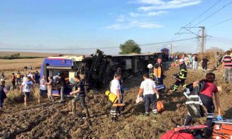 Accident feroviar în Turcia: Cel puţin 24 de morţi, peste 70 răniţi