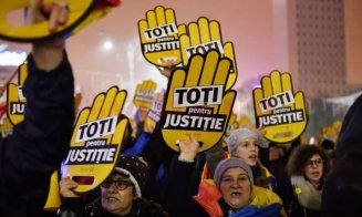 Manifestare de solidaritate pentru Kovesi la Cluj: "Corupţia poate fi învinsă. Nu abandonaţi!"