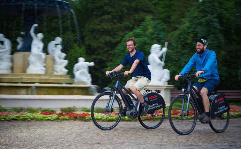 Uber pe bicicletă. Curierii “verzi” ai Clujului