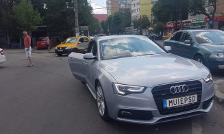 Pe străzile din România circulă o maşină cu numărul de înmatriculare 'M... PSD'!