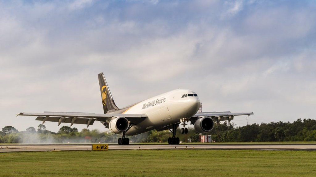 UPS extinde serviciile de transport mărfuri de pe aeroportul din Cluj