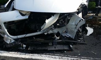 Accident grav la Hunedoara: Şapte persoane, între care doi copii, rănite | FOTO
