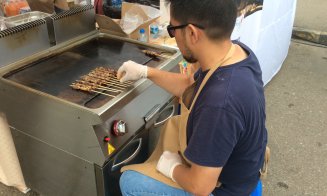 Invazie otomană la Cluj. Revărsare de mâncăruri, băuturi și folclor