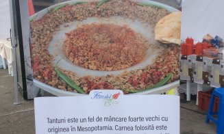 Invazie otomană la Cluj. Revărsare de mâncăruri, băuturi și folclor