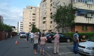 Incident teribil la Cluj: Un tânăr s-a prăbușit în gol de pe un bloc din Mănăștur FOTO