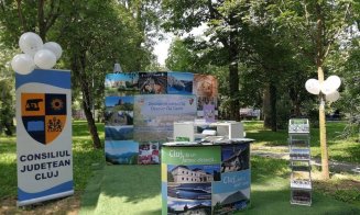 Informații turistice pentru participanții Untold, chiar în incinta Festivalului