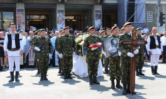Dumitru Fărcaş, condus pe ultimul drum de sute de clujeni în acorduri de taragot