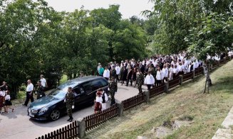 Dumitru Fărcaş, înmormântat cu onoruri militare în grădina casei părinteşti din comuna Groşi