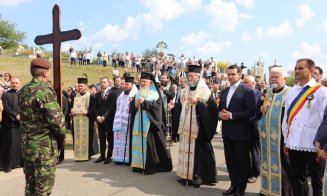 Dumitru Fărcaş, înmormântat cu onoruri militare în grădina casei părinteşti din comuna Groşi