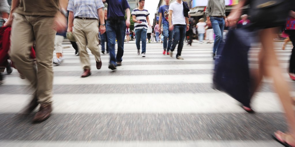 Legea hărţuirii stradale a intrat în vigoare! Amenzile, până la 10.000 de lei