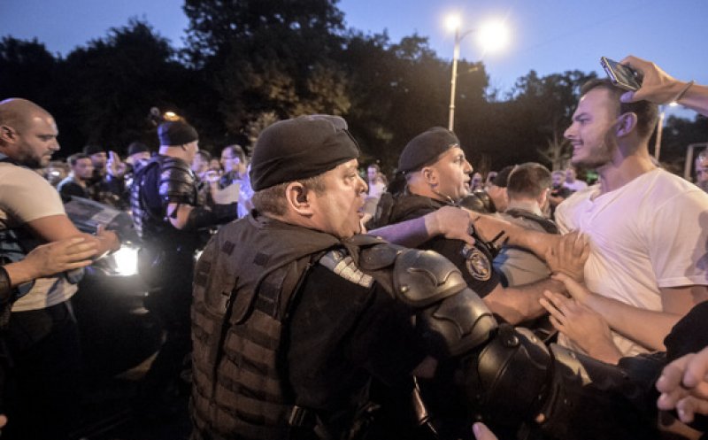 Dosar penal privind intervenţia Jandarmeriei la protestul din Piaţa Victoriei