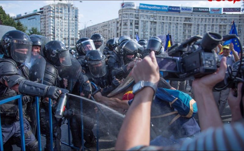 Procurorii militari nu au primit informaţii privind gazele folosite de jandarmi la protest