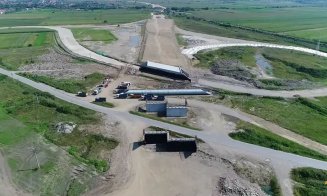 S-a "dezmorţit" şantierul celui mai lung tronson al Autostrăzii Sebeș-Turda