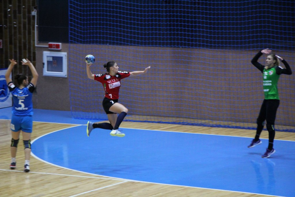 Handbalistele Universității Cluj, clasare pe podium la turneul amical de la Bistrița