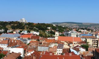 Privelişte care "îţi taie răsuflarea". Clujul, văzut din turnul Bisericii Sfântul Mihail