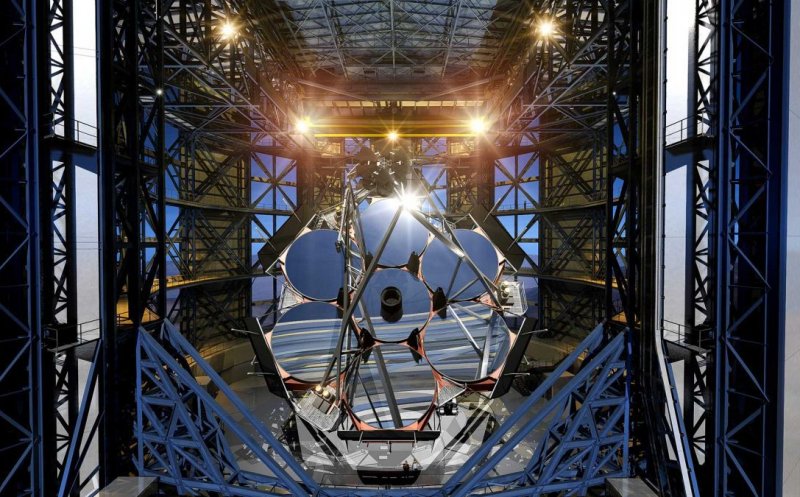 Cum arată marginea Universului. Telescopul care va da ocazia omenirii să „privească” direct cum s-au format stelele după Big Bang