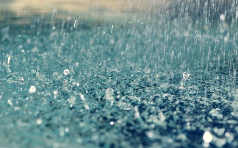 Încă o atenţionare meteo la Cluj: COD GALBEN de ploi cu descărcări electrice şi grindină