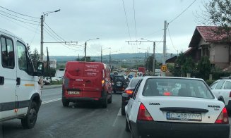 Atenţie, şoferi! Au început lucrările la Podul Hingherilor. Trafic, semi-blocat