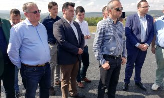Desant PSD la podul ce trece autostrada peste Someş. Când va fi inaugurată autostrada "muzeu" de lângă Cluj