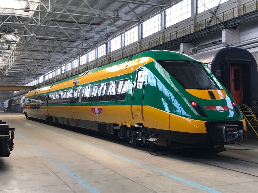 Tren de lux adus din Danemarca, pe ruta Cluj – Oradea