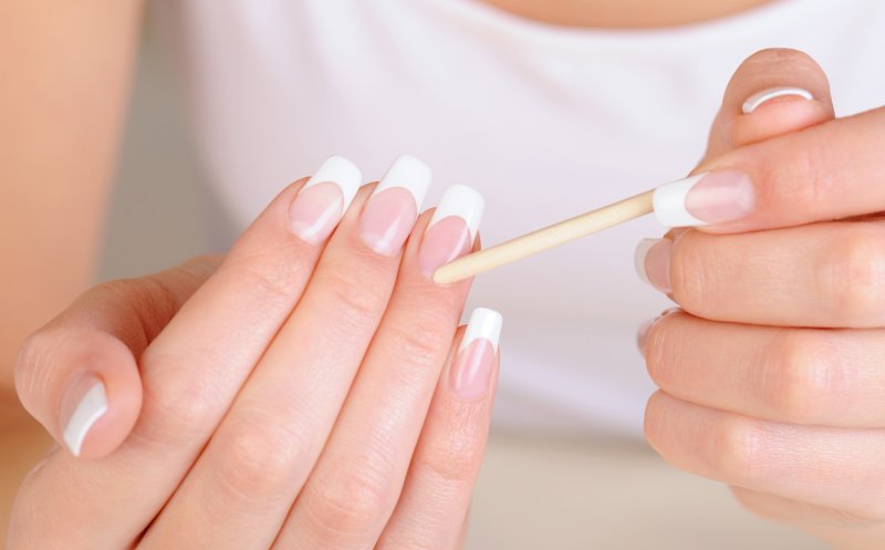 Frumuseţea unghiilor tale începe la tine acasă! 3 reţete simple