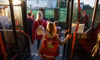 Copiii, da, părinții, ba. Mămicile vor fi date jos din autobuzele școlare