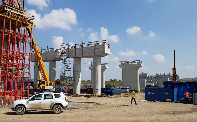 Autostrada Transilvania, golită de muncitori. Constructorii sunt nevoiţi să îi caute în străinătate