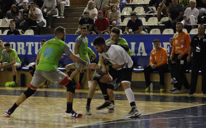 Handbaliștii Universității Cluj, deplasare grea în Liga Zimbrilor