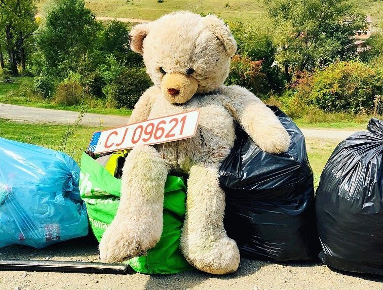 12.000 de voluntari şi 13.000 de saci de gunoi strânși în campania ,,Let`s Do It, Romania!” de la Cluj