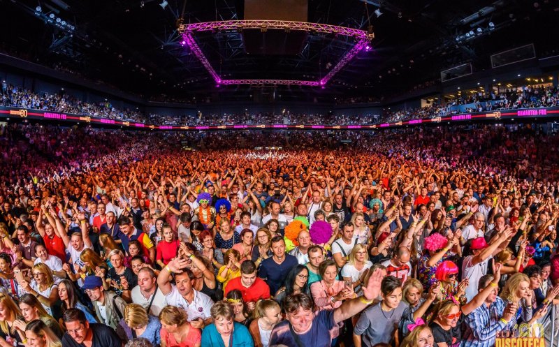 Cum e să trăieşti LIVE muzica interzisă în tinereţe. Le-au arătat 10.000 de clujeni celor de la Boney M şi Samanthei Fox