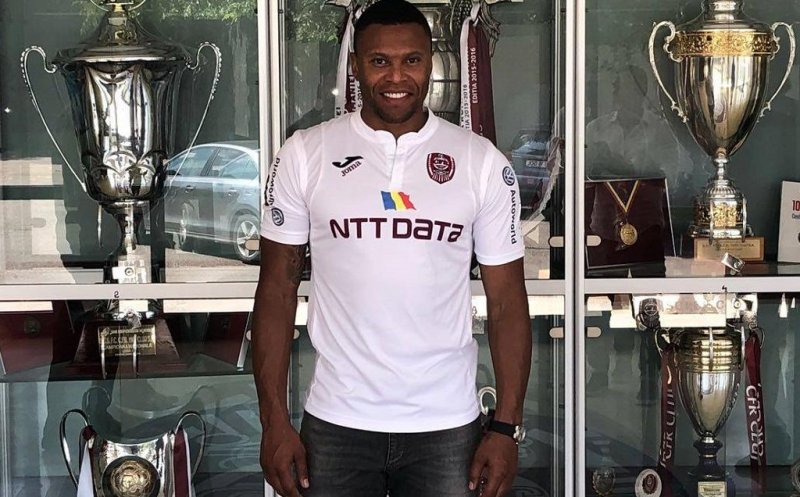 Julio Baptista a prins mai multe minute la Gala FIFA de la Londra decât în tricoul CFR-ului. Brazilianul s-a pozat cu vedetele de la Real Madrid