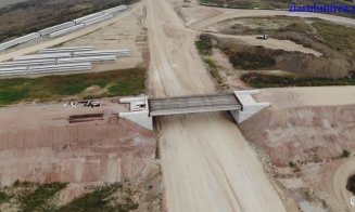 Autostrada Sebeş - Turda. Porţiuni întinse aşteaptă încă balastul stabilizat și straturile de asfalt