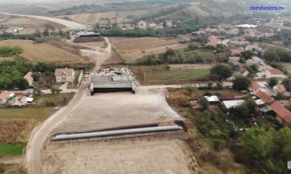 Autostrada Sebeş - Turda. Porţiuni întinse aşteaptă încă balastul stabilizat și straturile de asfalt