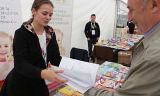 FICT 2018. Cărți mai ieftine decât o cafea, jocuri educative și suveniruri hipster-ești pentru șoarecii de bibliotecă