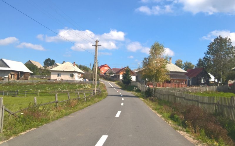Marcaje rutiere pe 26 de kilometri pe drumul de munte