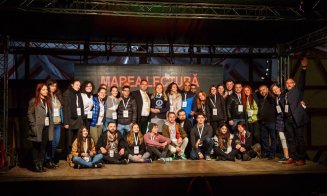Marea Lectură la Cluj-Napoca. 3.855 de persoane au citit din Eminescu, într-o tentativă de a  doborâ un record mondial
